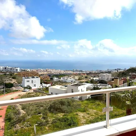 Evans Realty Bs Atico & Garaje & Piscinas & Padel Appartamento